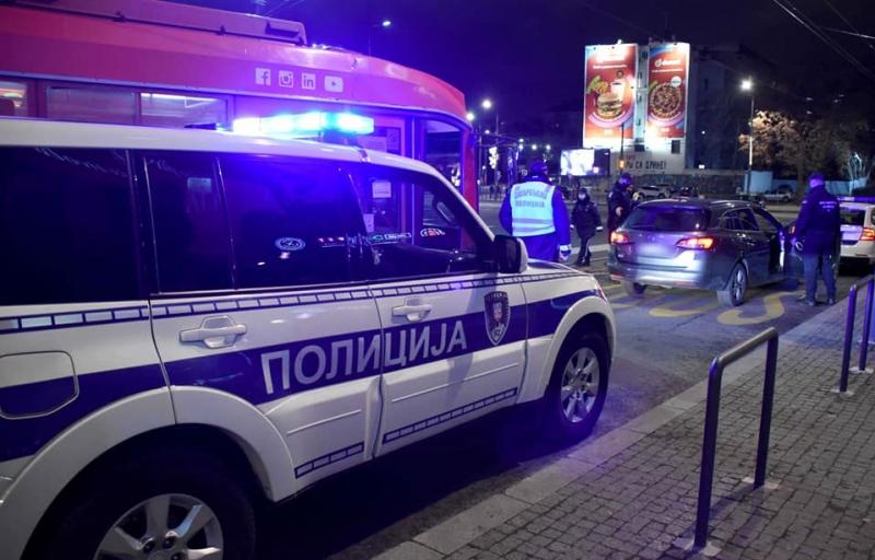 Na splavu u Beogradu sijevali noževi: Dvije osobe primljene na Urgentni centar