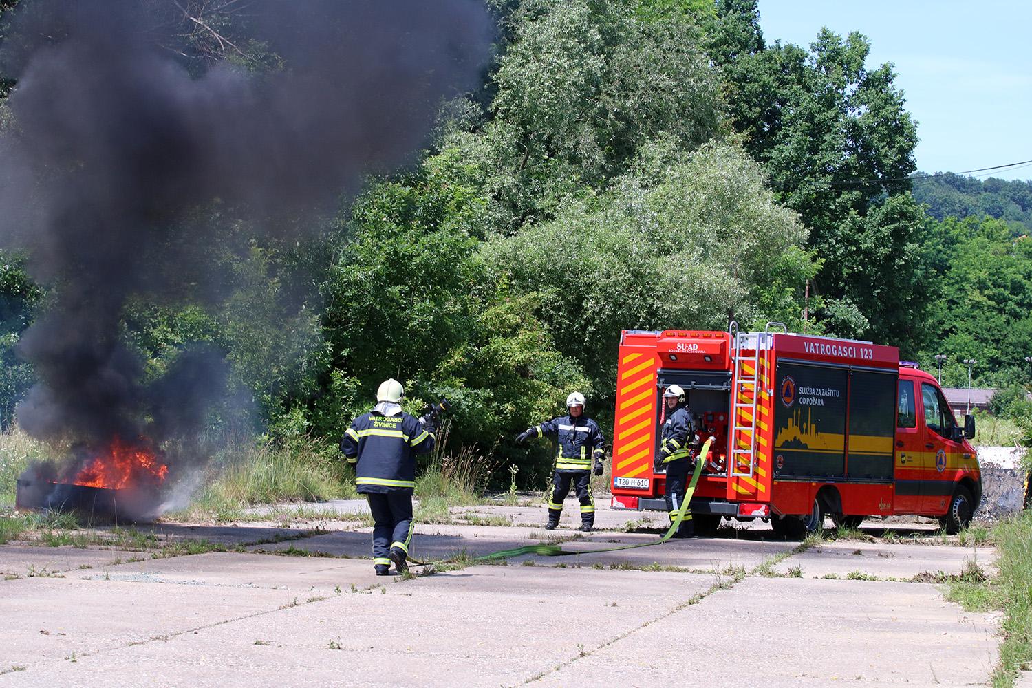 Vježba evakuacije i gašenja požara na Međunarodnom aerodromu Tuzla
