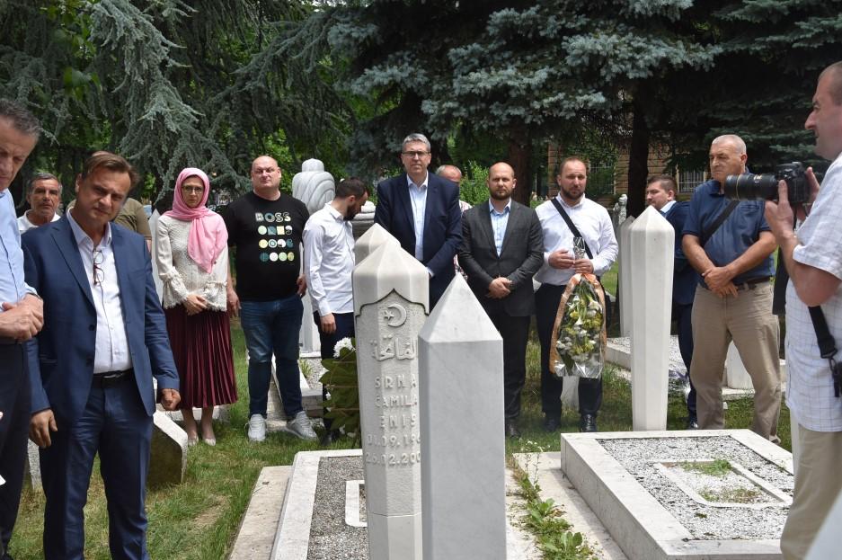 Delegacija Kantona Sarajevo obilježila 29. godišnjicu pogibije ratnog komandanta Safeta Zajke