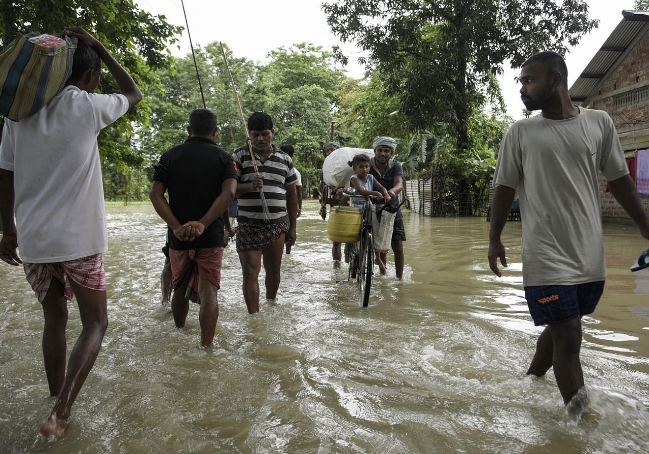 Poplave u Indiji - Avaz