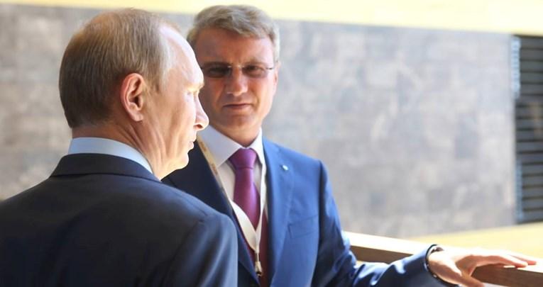 Šef Sberbanke: Rusija bi se 10 godina mogla oporavljati od sankcija Zapada