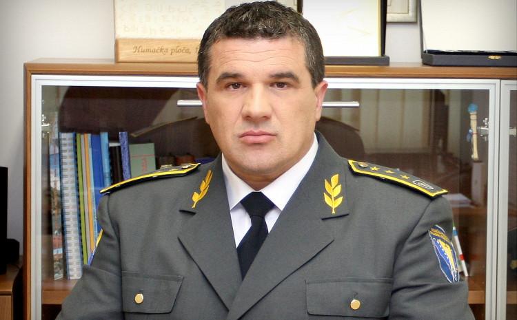 Galić: Policijski službenici na državnoj razini su egzistencijalno ugroženi - Avaz