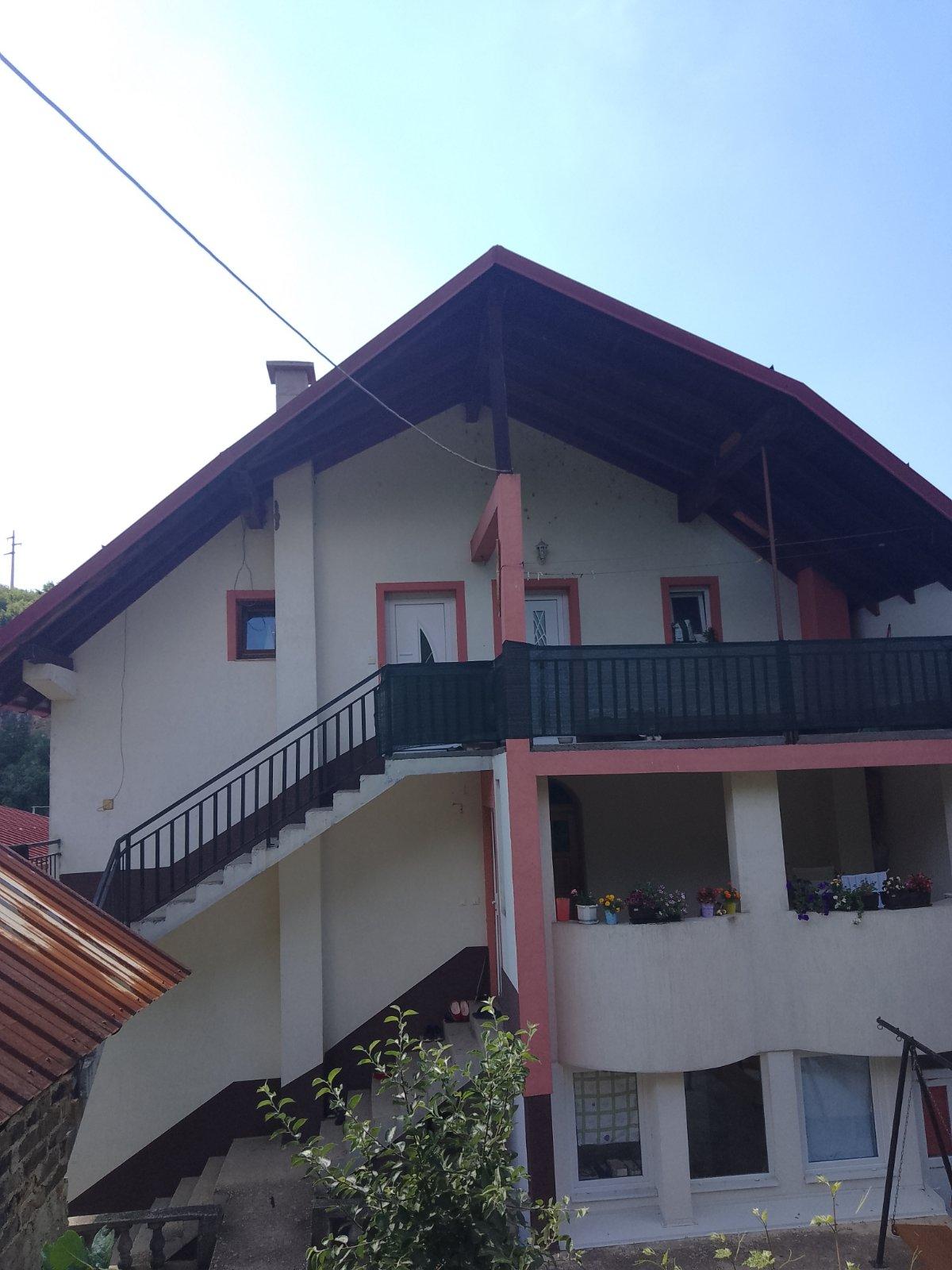 Kuća porodice Čustović u Blažuju - Avaz