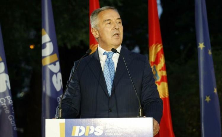 Milo Đukanović, predsjednik DPS-a - Avaz