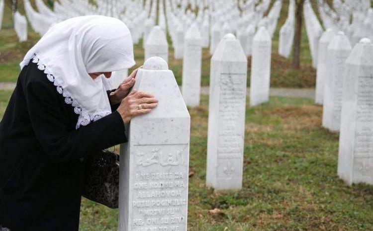Majke Srebrenice:  Premijer Dritan Abazović da se izvini nama i svih žrtvama genocida u Srebrenici - Avaz