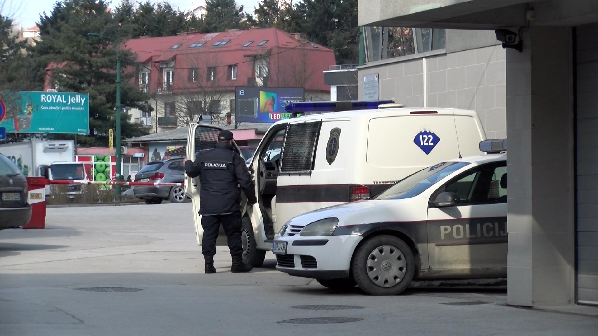 Policija uhapsila lopova - Avaz