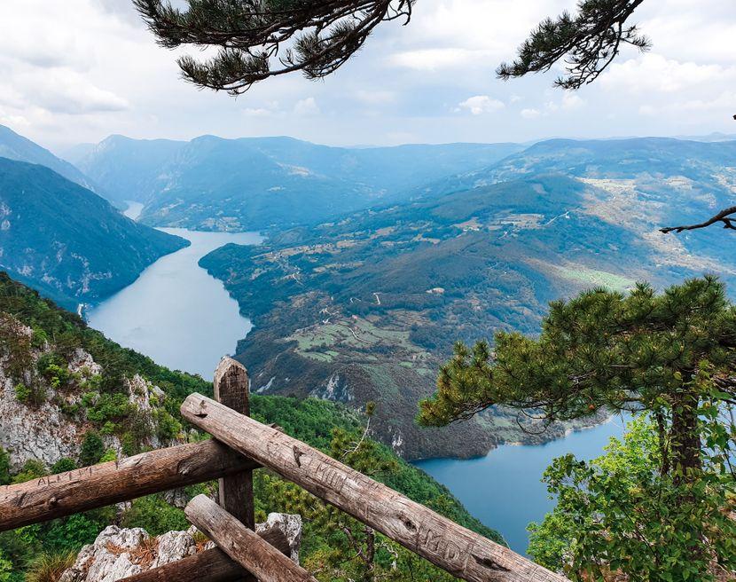 Prelijep pogled na kanjon Drine - Avaz