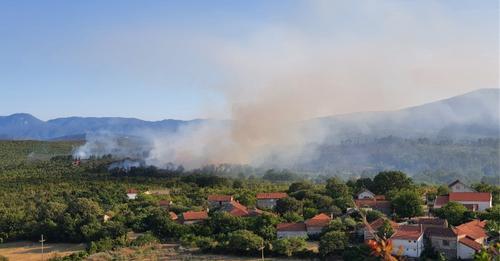 Dok traje borba s vatrenom stihijom u Konjicu, ponovo se aktivirali požari kod Čitluka i Čapljine