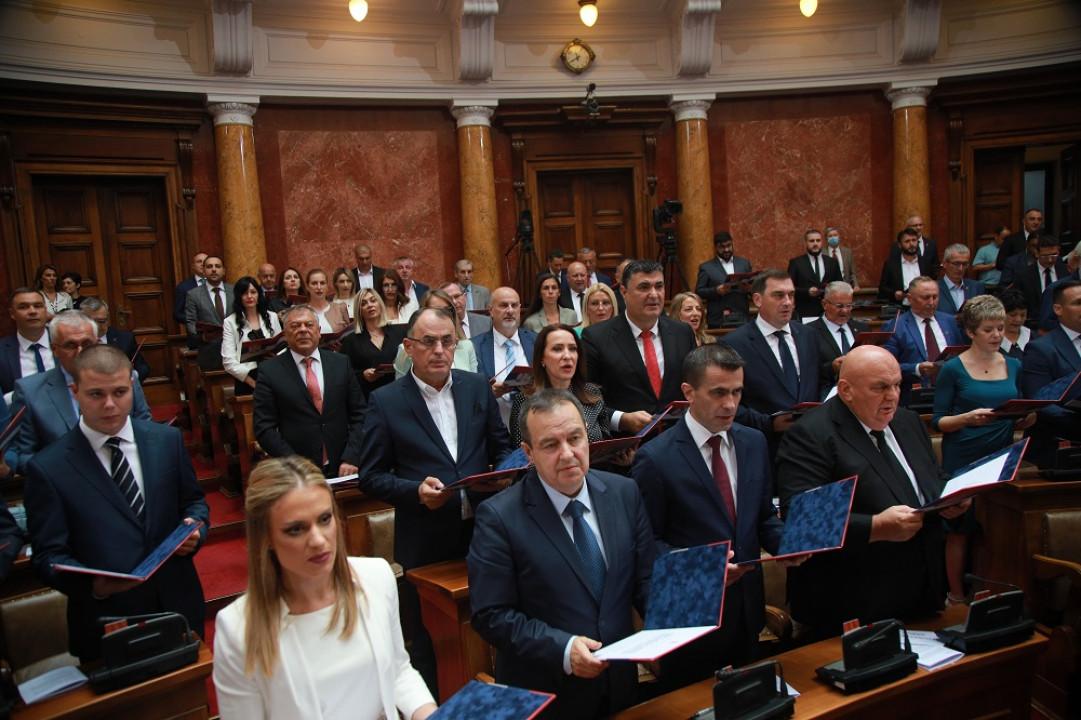 Srbija: Poslanici danas biraju predsjednika Skupštine i sedam potpredsjednika