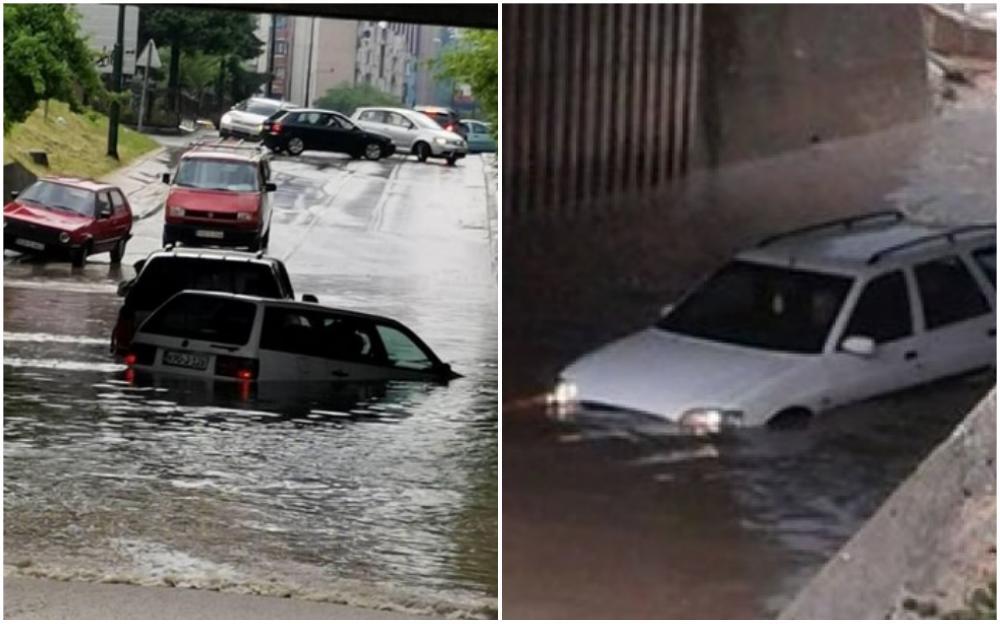 Automobili zaglavljeni u poplavi - Avaz