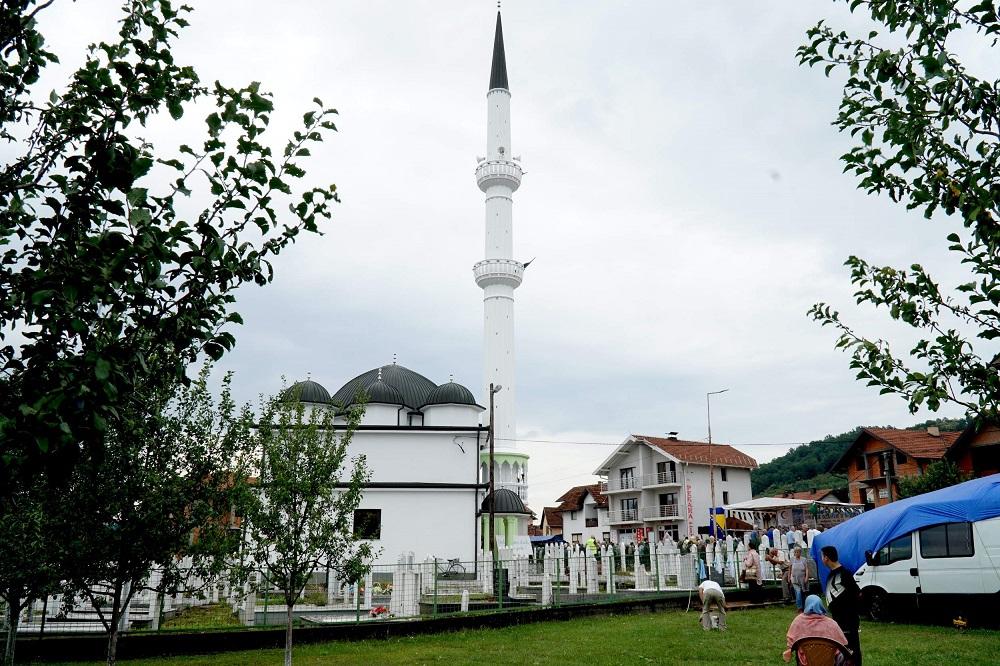 Svečano otvorena "Srednja džamija" u Modriči, za Bošnjake najvažniji objekat na ovom području