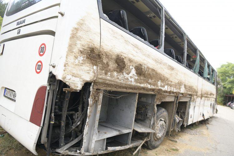Autobus nakon nesreće - Avaz