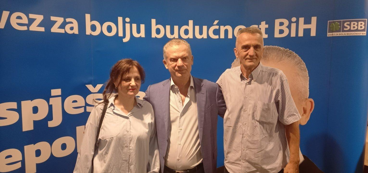 Lider SBB-a sa građanima Mostara - Avaz