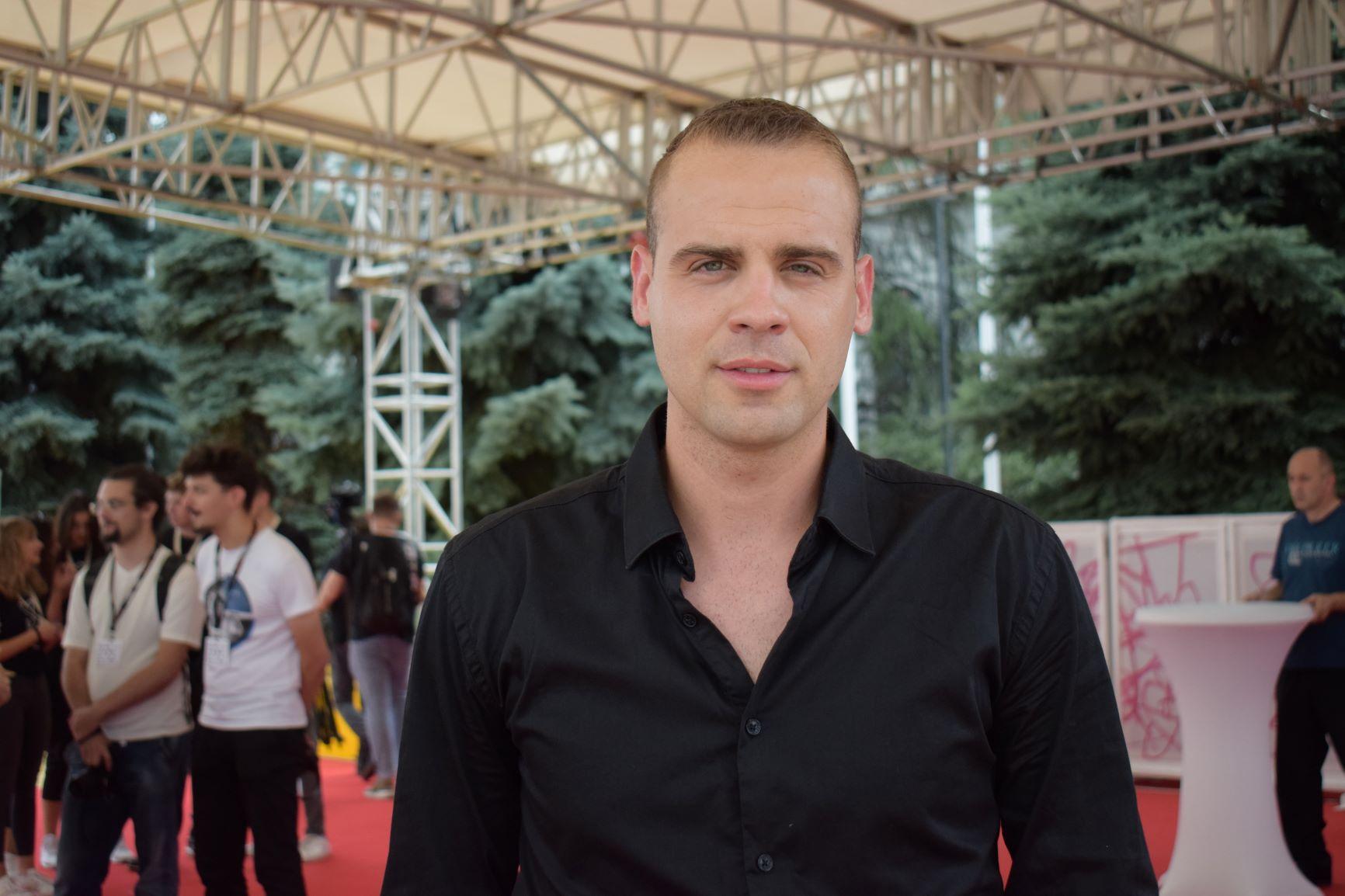 Aljoša Ćeranić, autor serije "U klinču", za "Avaz": Ne moraš biti glumac da bi mogao glumiti