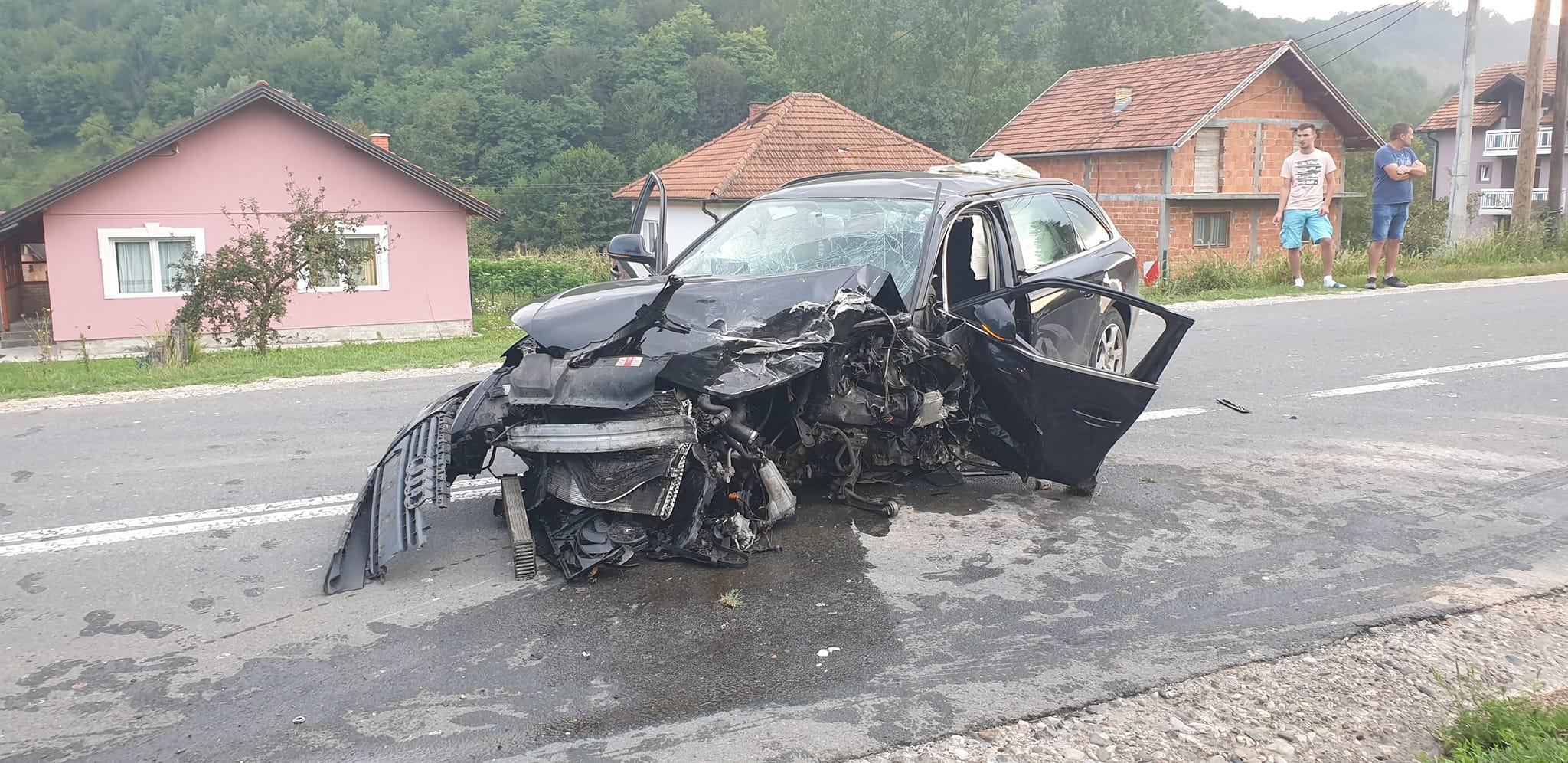 Saobraćajna nesreća kod Bratunca - Avaz