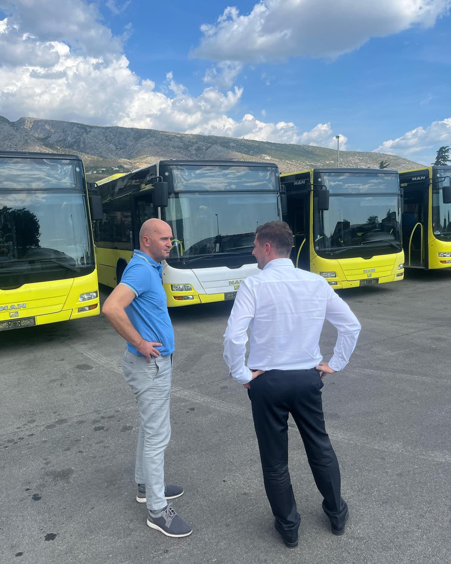 Split donirao Mostaru 20 autobusa: Prvi kontingent je stigao, pogledajte u kakvom su stanju