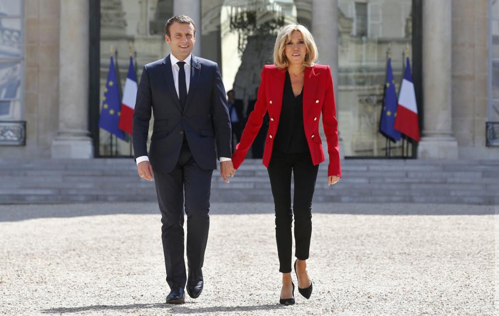 Novi detalji iz života predsjednika Francuske: U razred išao s kćerkom svoje supruge, bili nerazdvojni