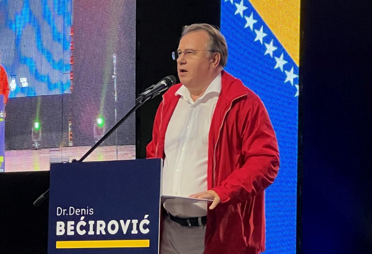 Nermin Nikšić: Samo jedan lider, Bakir Izetbegović može biti toliko bahat da najavi kako će našu djecu zamijeniti robotima - Avaz