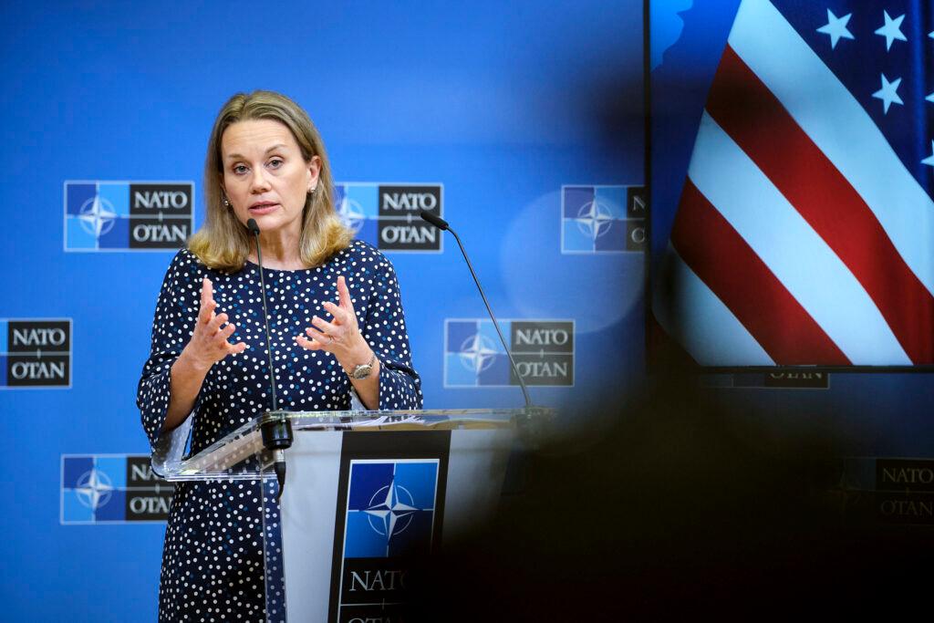 Američka ambasadorica pri NATO-u Džulijan Smit danas stiže u BiH