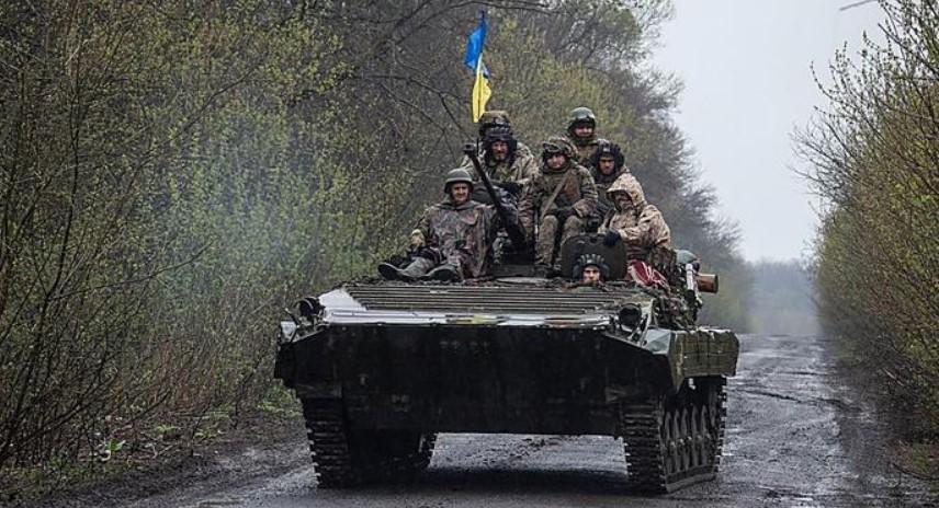 Ukrajina planira veliku ofanzivu, dopremaju topničke sisteme