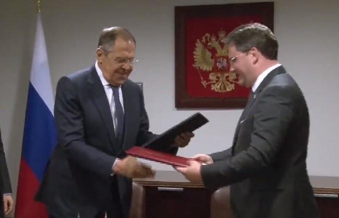 Lavrov i Selaković tokom posljednjeg susreta - Avaz