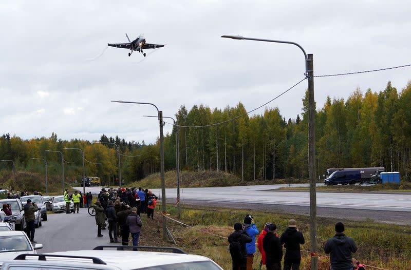 Finska zatvorila dio autoputa: Borbeni avioni vježbaju slijetanje i polijetanje