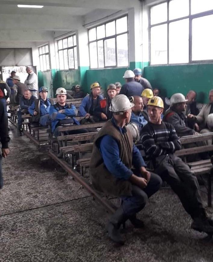 Rudari u Kaknju i Brezi odbili sići u jamu: Kivni na Elektroprivredu