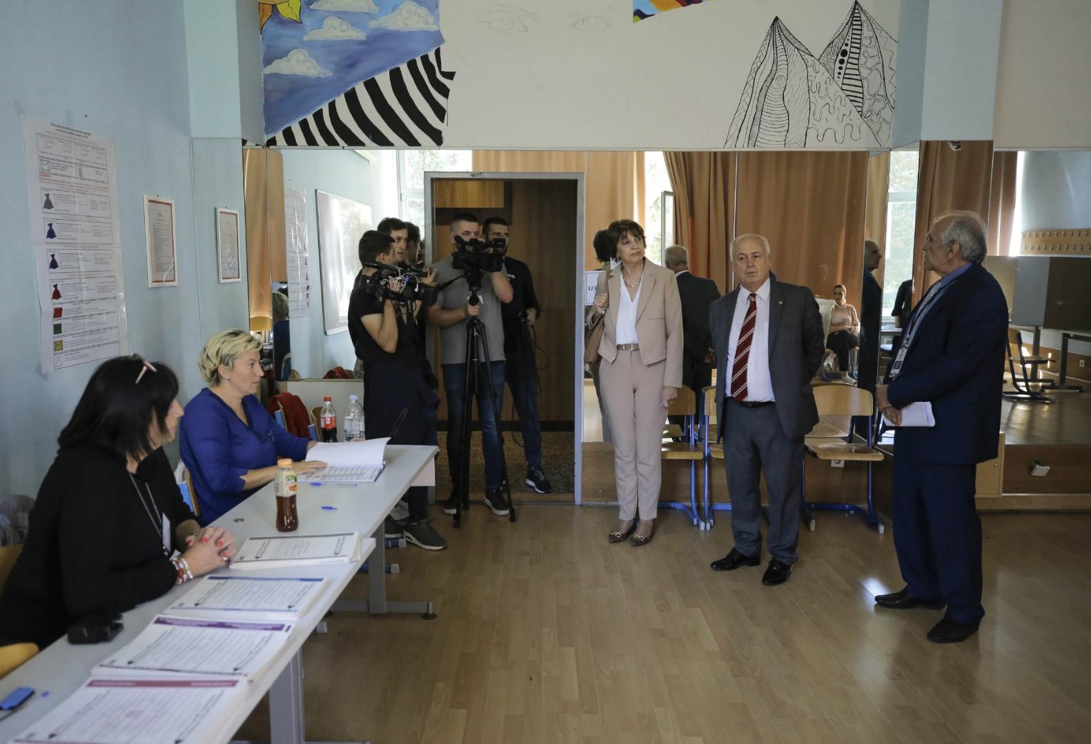 Predstavnici CIK-a BiH u obilasku biračkih mjesta: Neizlazak na izbore je zapravo jedan čin neodgovornosti