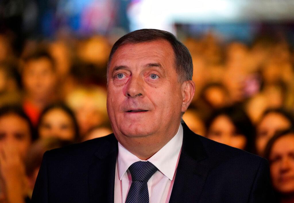Dodik uputio čestitku na engleskom: "To all Juwish people..."