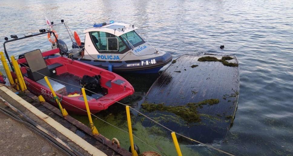 Tragedija u Poljskoj: Troje mrtvih u prevrtanju turističkog brodića, među njima i trudnica