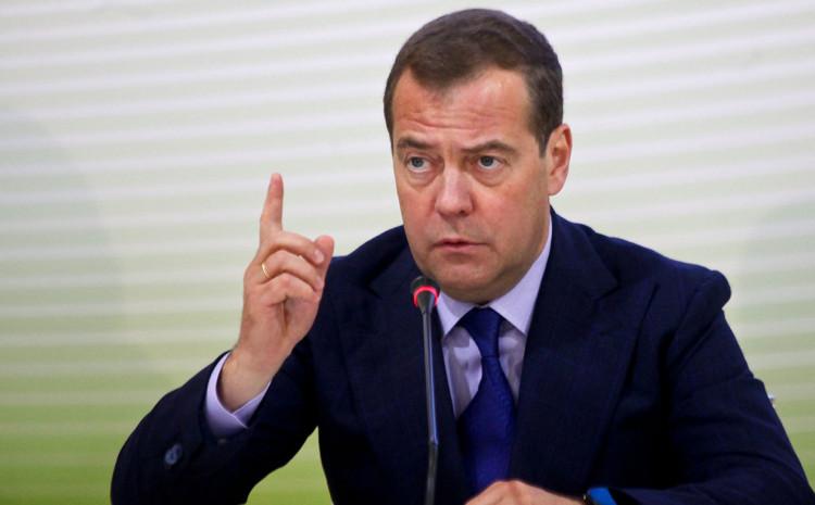 Medvedev:  Napad na Krimski most je teroristički čin i sabotaža - Avaz
