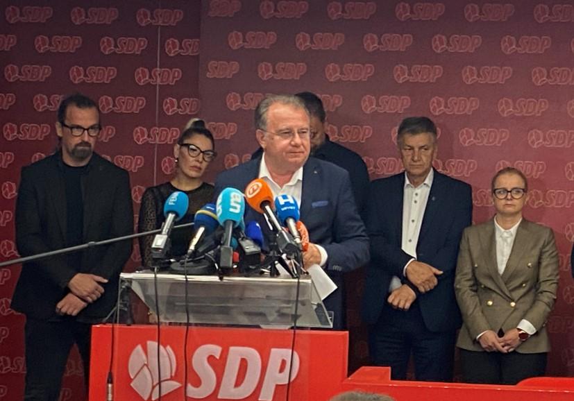 Nikšić: CIK ne treba određivati mandate u Domu naroda dok se ne pojasni odluka - Avaz