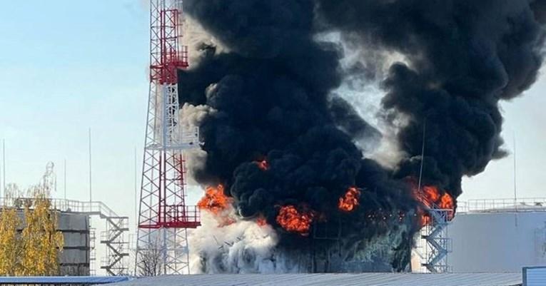 Ukrajinci pogodili skladište goriva