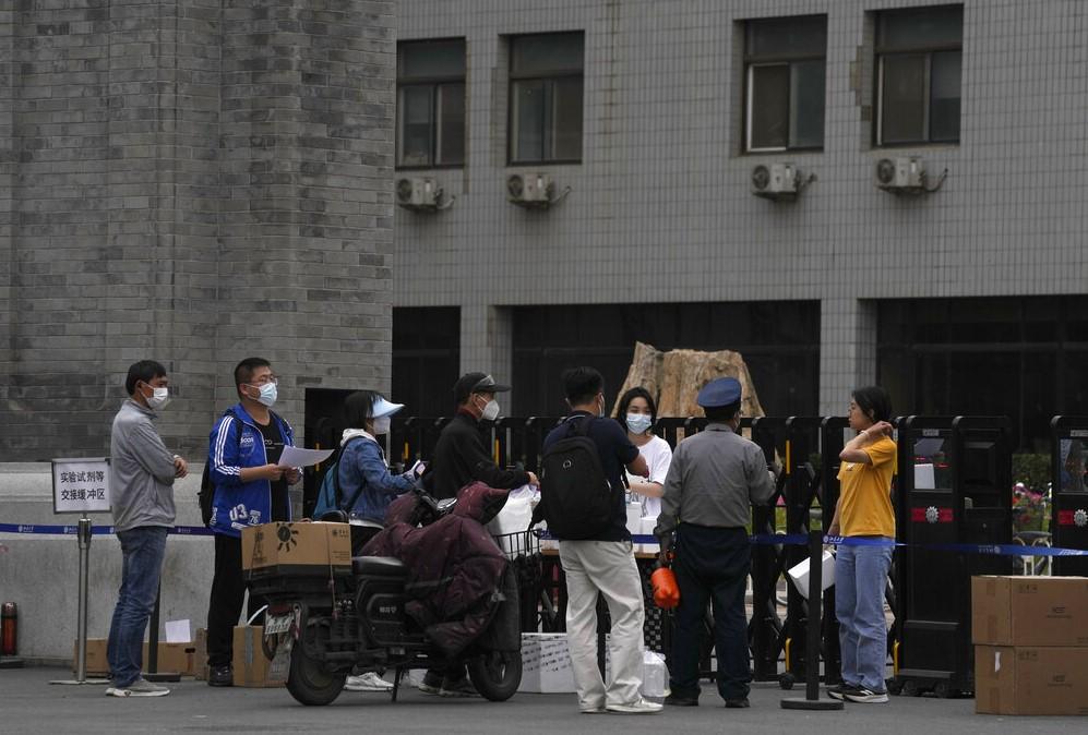 U Pekingu se uvode stroge mjere: Broj zaraženih porastao četiri puta