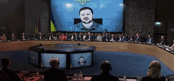 Gromoglasni aplauz nakon obraćanja Zelenskog: Kad oslobodimo Krim, svijet će biti slobodan