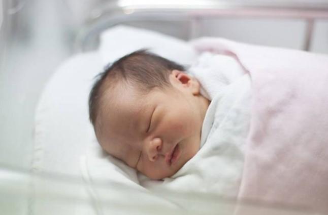 U bolnici u Tešnju rođeno 4 ženske i 2 muške bebe - Avaz