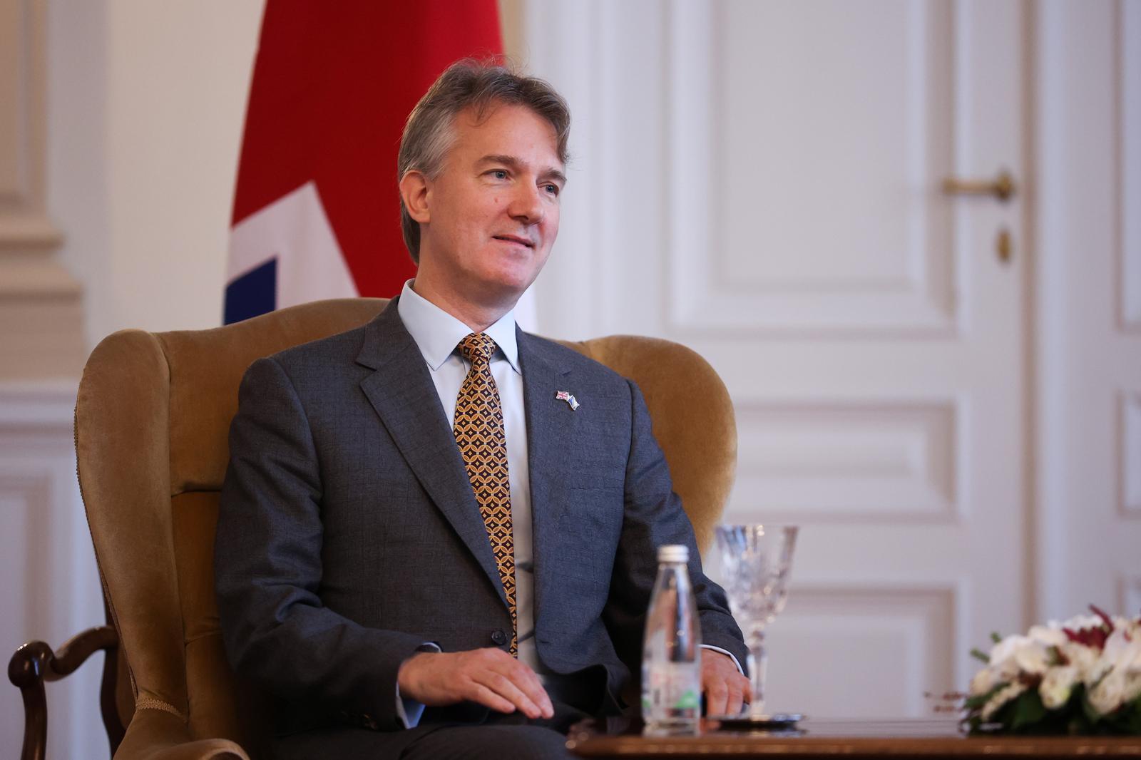 Ambasada Velike Britanije za "Avaz": Uloga Šmita i OHR-a je ključna, imaju našu punu podršku