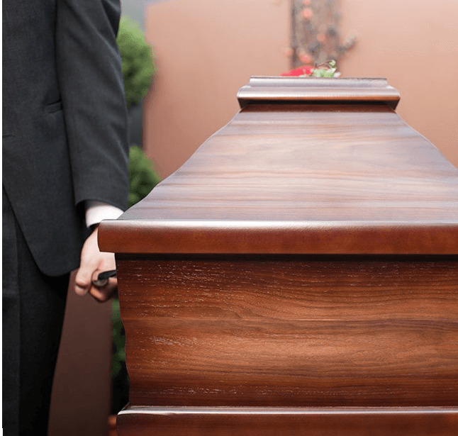 Morbidno: Održano takmičenje u brzom oblačenju tijela za sahranu
