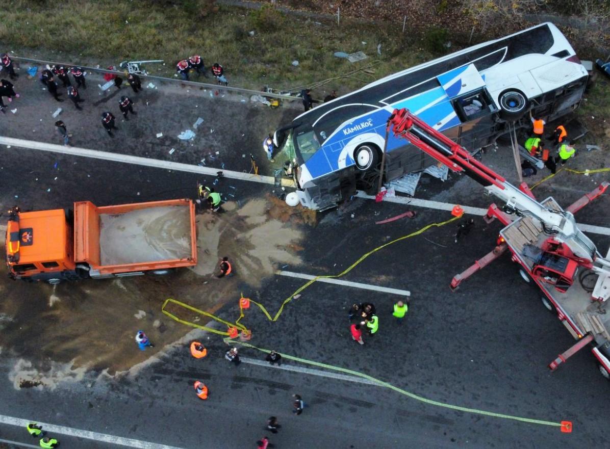 Stravična autobuska nesreća u Turskoj: Tri osobe poginule, 32 povrijeđene