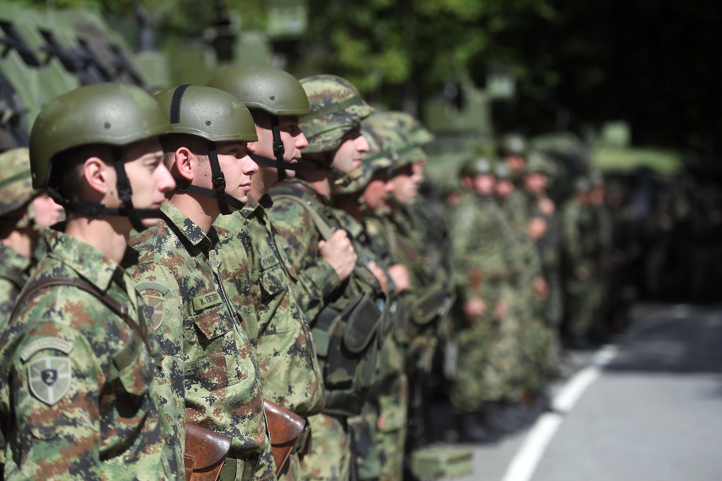 Vojska Srbije traži dobrovoljce: Prijavljeni ne smiju biti stariji od 30 godina