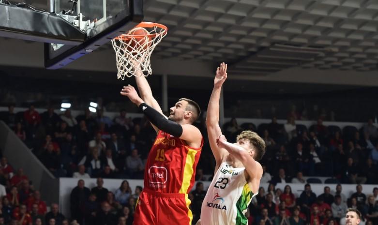Crnogorski košarkaši poraženi od Litvanije rezultatom 65:56 - Avaz