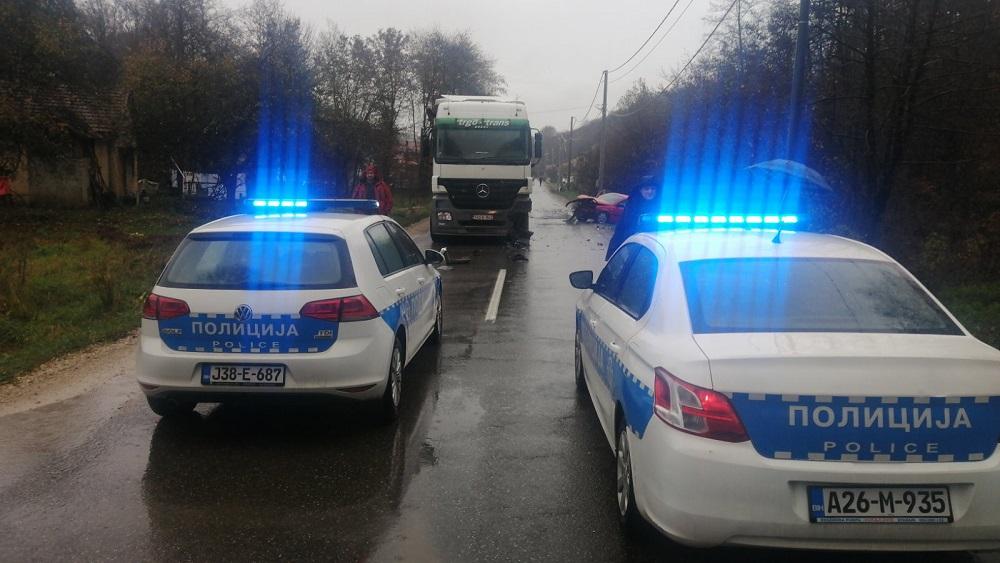 Uviđaj su obavili pripadnici Policijske stanice za bezbjednost saobraćaja DobojA - Avaz