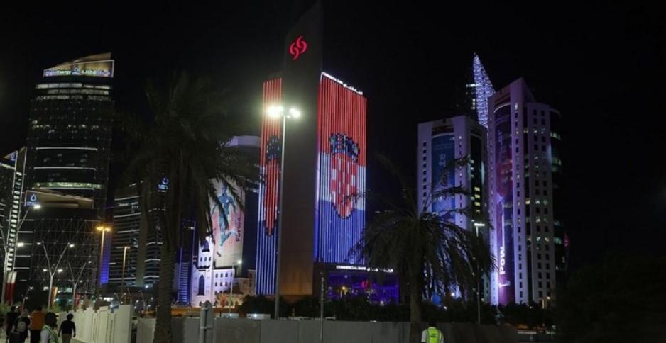 Hrvatska zastava zasjala na neboderu u Dohi