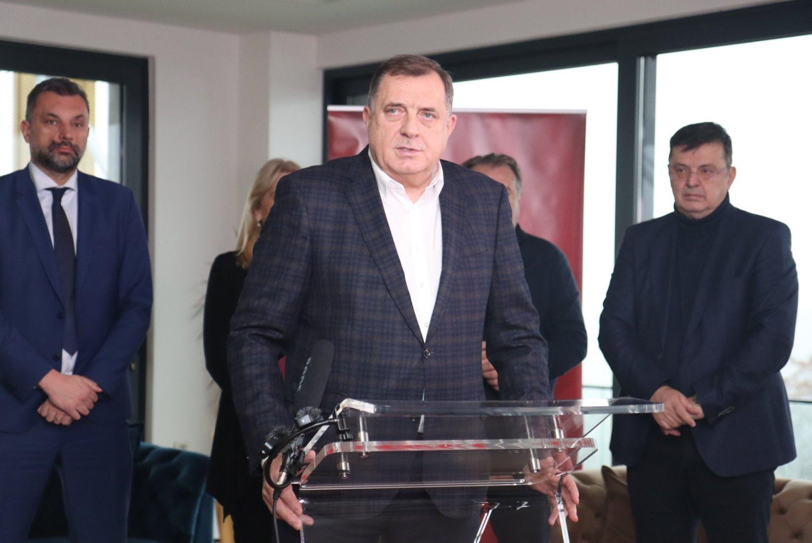 Dodik nakon sastanka potvrdio: SNSD, Osmorka i HDZ će formirati vlast na nivou BiH