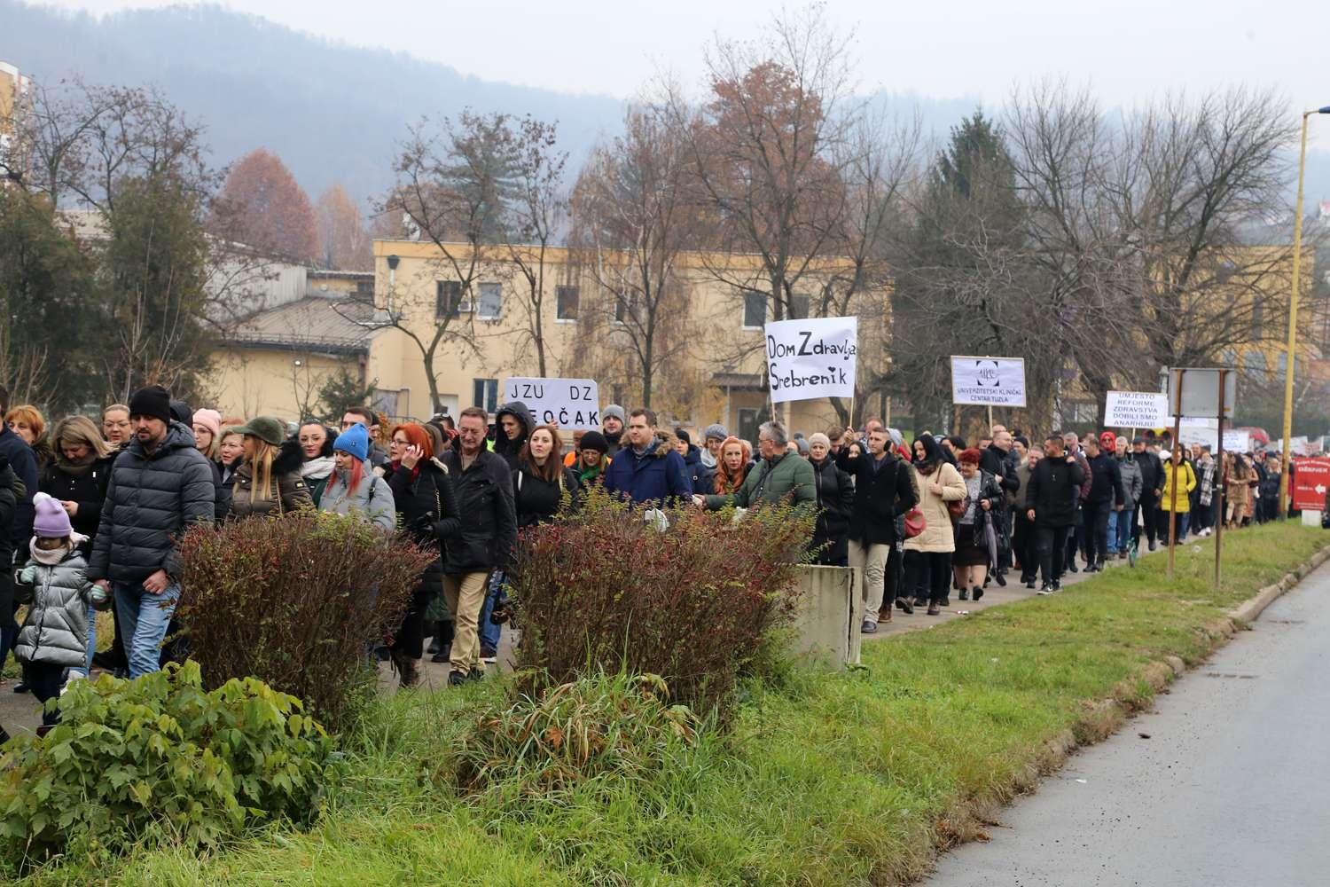 Protest zdravstvenih radnika u TK - Avaz