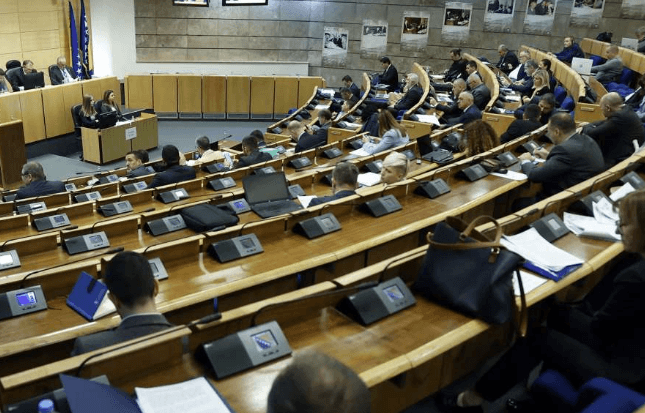 Konstituirajuća sjednica Doma naroda Parlamenta FBiH moguća poslije Božića