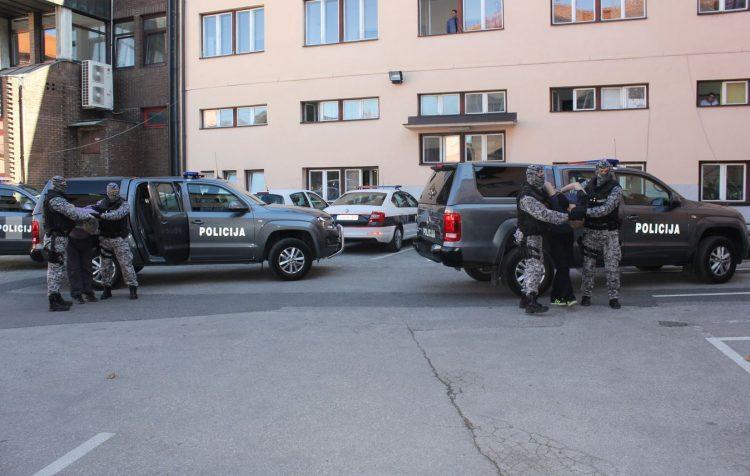 Policija će nakon kompletiranja predmeta protiv više lica podnijeti izvještaj Tužilaštvu Tuzlanskog kantona - Avaz