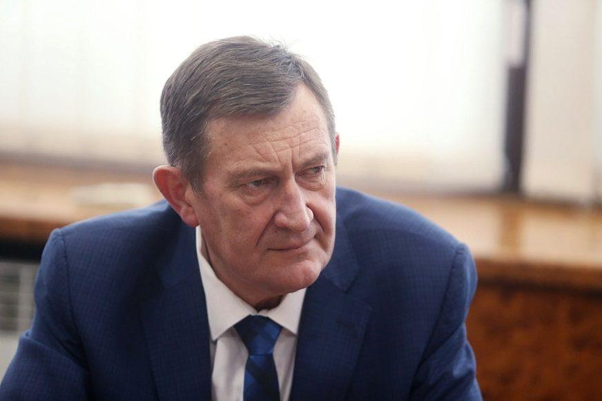 Vojin Mitrović podnio ostavku, evo ko će ga mijenjati na poziciji ministra prometa i komunikacija