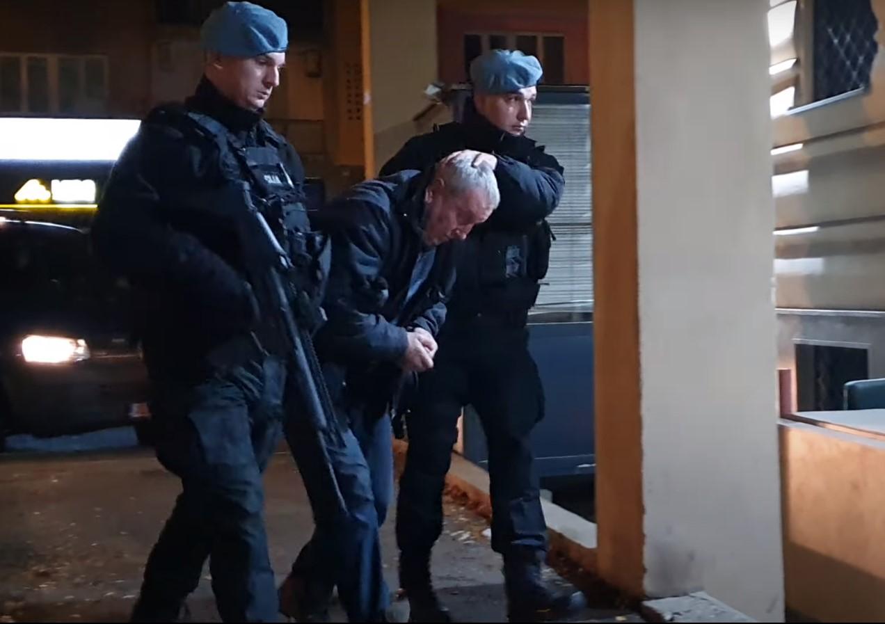 Privođenje Ismeta Ibričića nakon hapšenja - Avaz