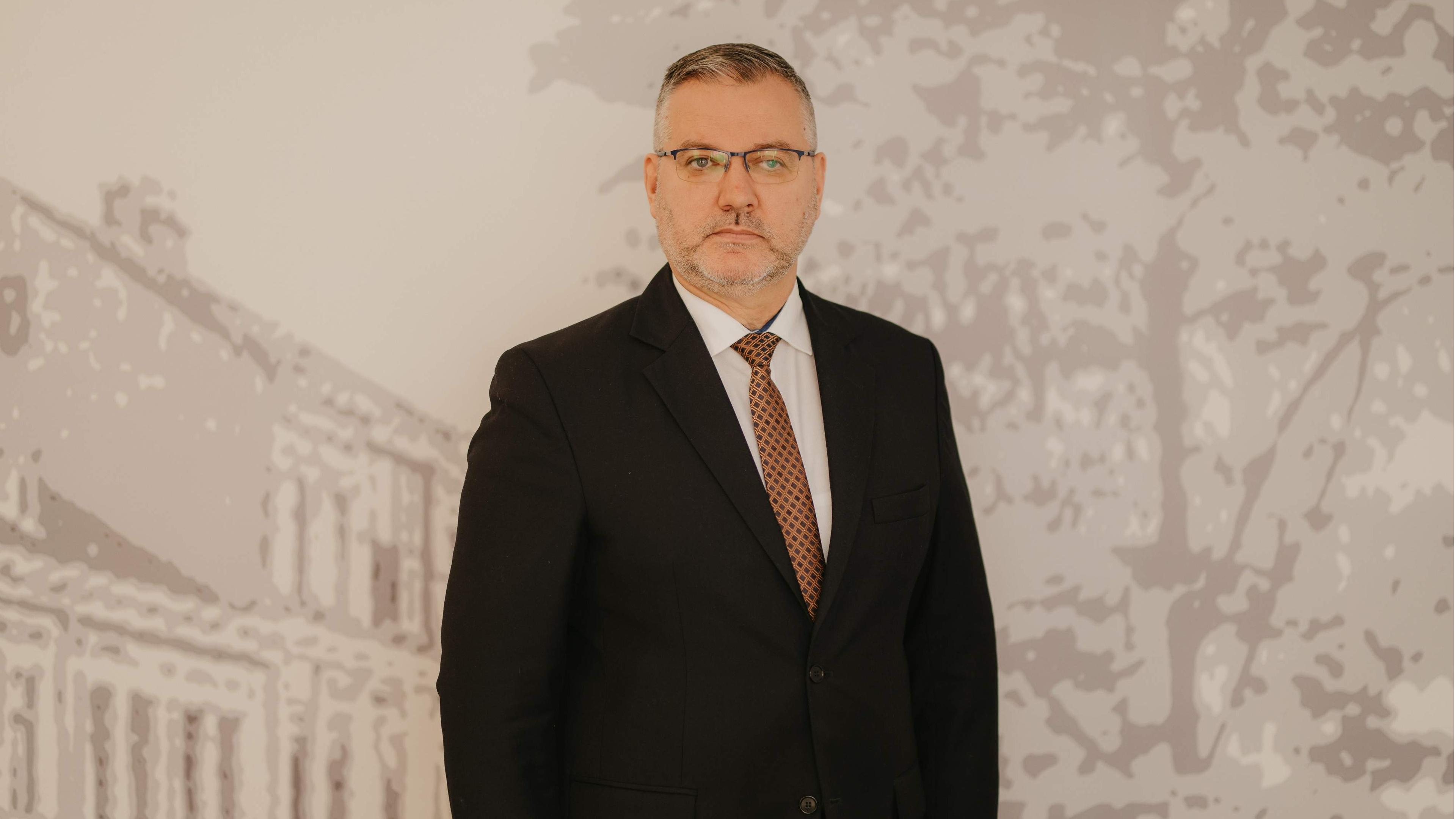 Prof. dr. Amir Karić: Ko bi imao korist, a ko štetu od bošnjačkog euroskepticizma?